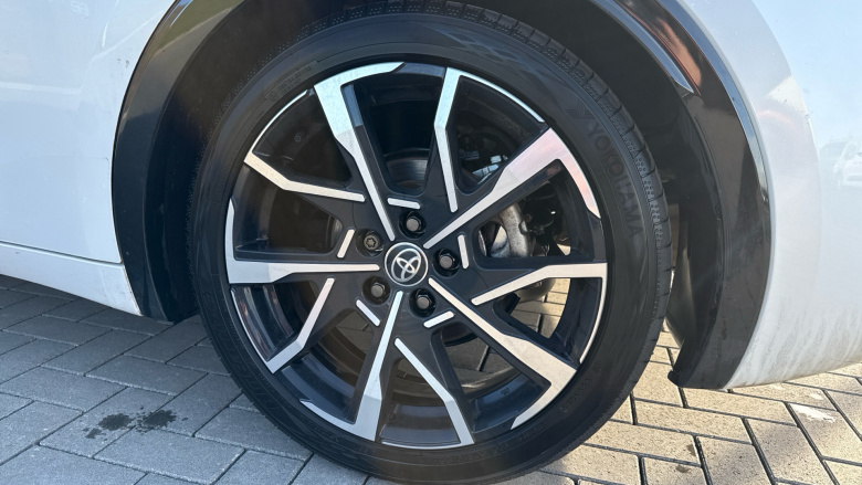 Toyota Prius 2.0 PHEV Excel 5dr CVT Hatchback